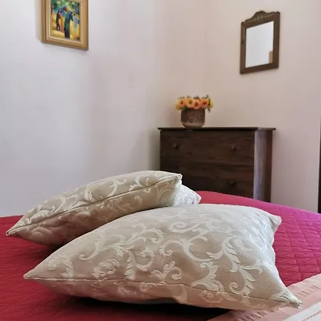 Le Maioliche Apartment *